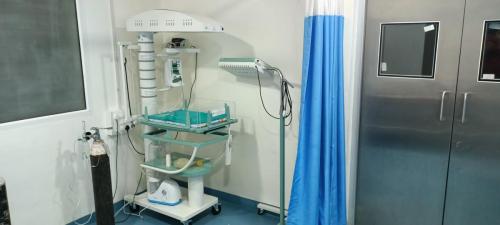 Phototherapy-and-baby-warmer